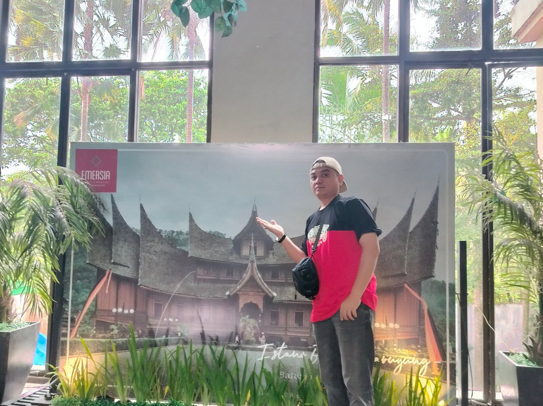 Emersia Hotel & Resort主图