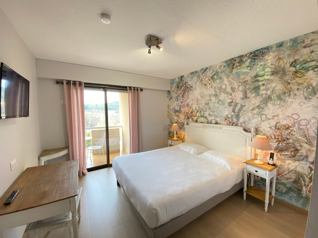 克伦比尔酒店主图