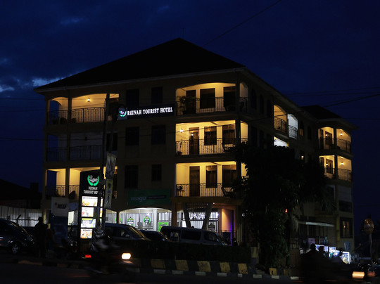 Reinah Tourist Hotel主图