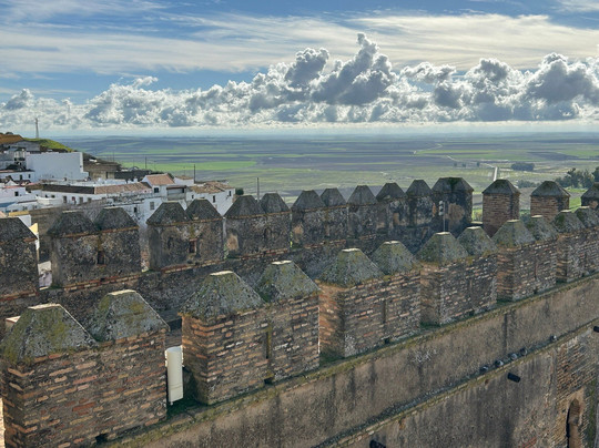 Oficina de Turismo-卡莫纳必去景点