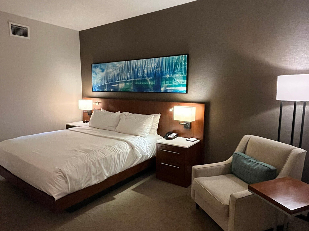 阿什兰市中心万豪德尔塔酒店主图