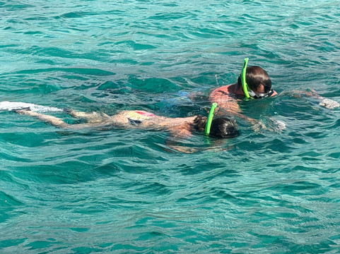 Captain Alan's Boat Charters-Oyster Pond必去景点