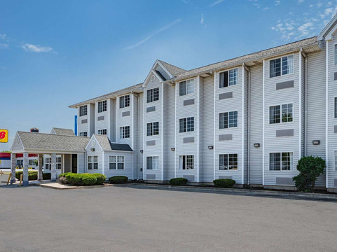 乔利埃特温德姆速8酒店