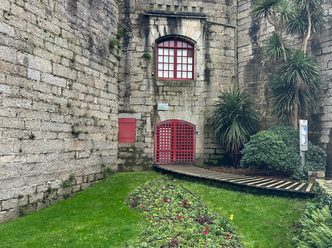 Walled city of Concarneau-孔卡尔诺必去景点