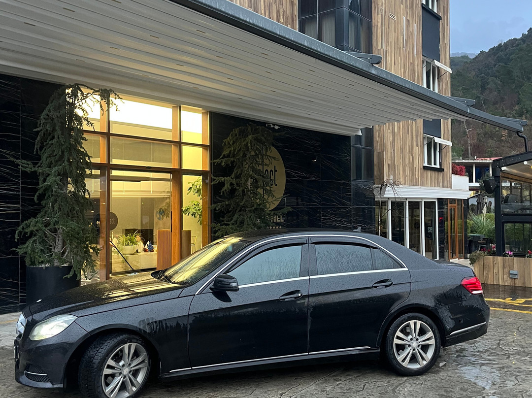 Taxi from Podgorica Airport-波德戈里察必去景点