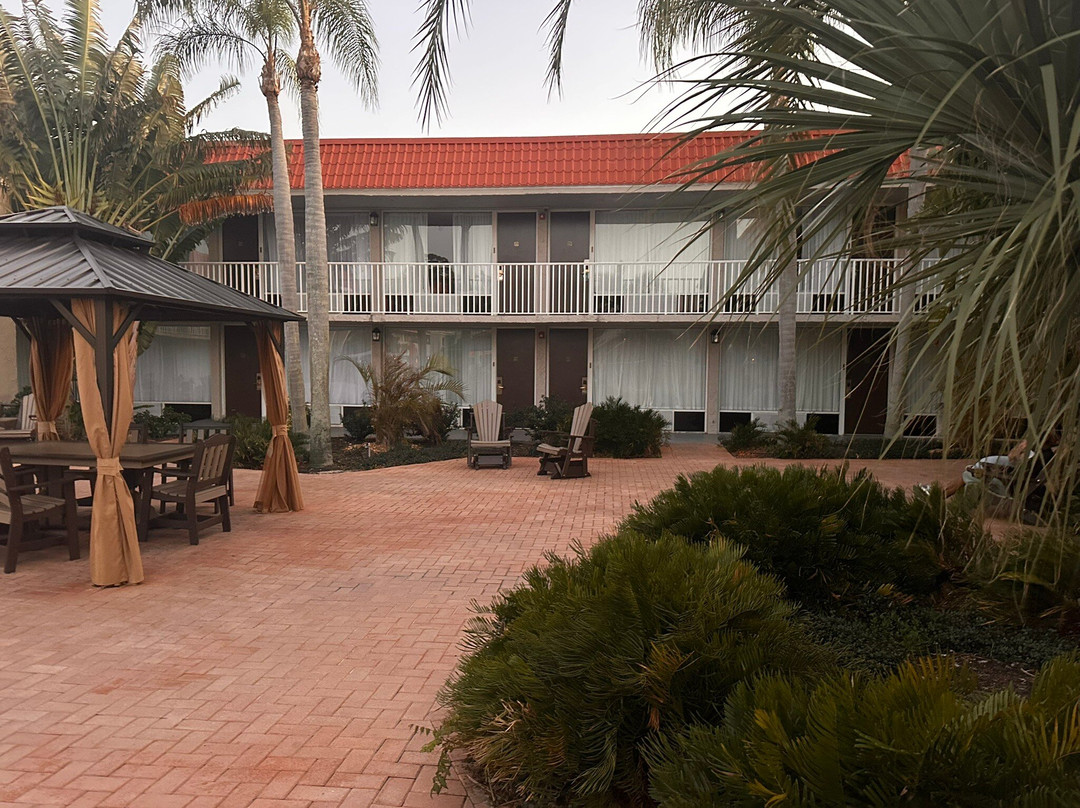 会议中心凯艺套房酒店主图