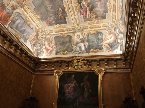 Palazzo Comunale di Modena-摩德纳必去景点