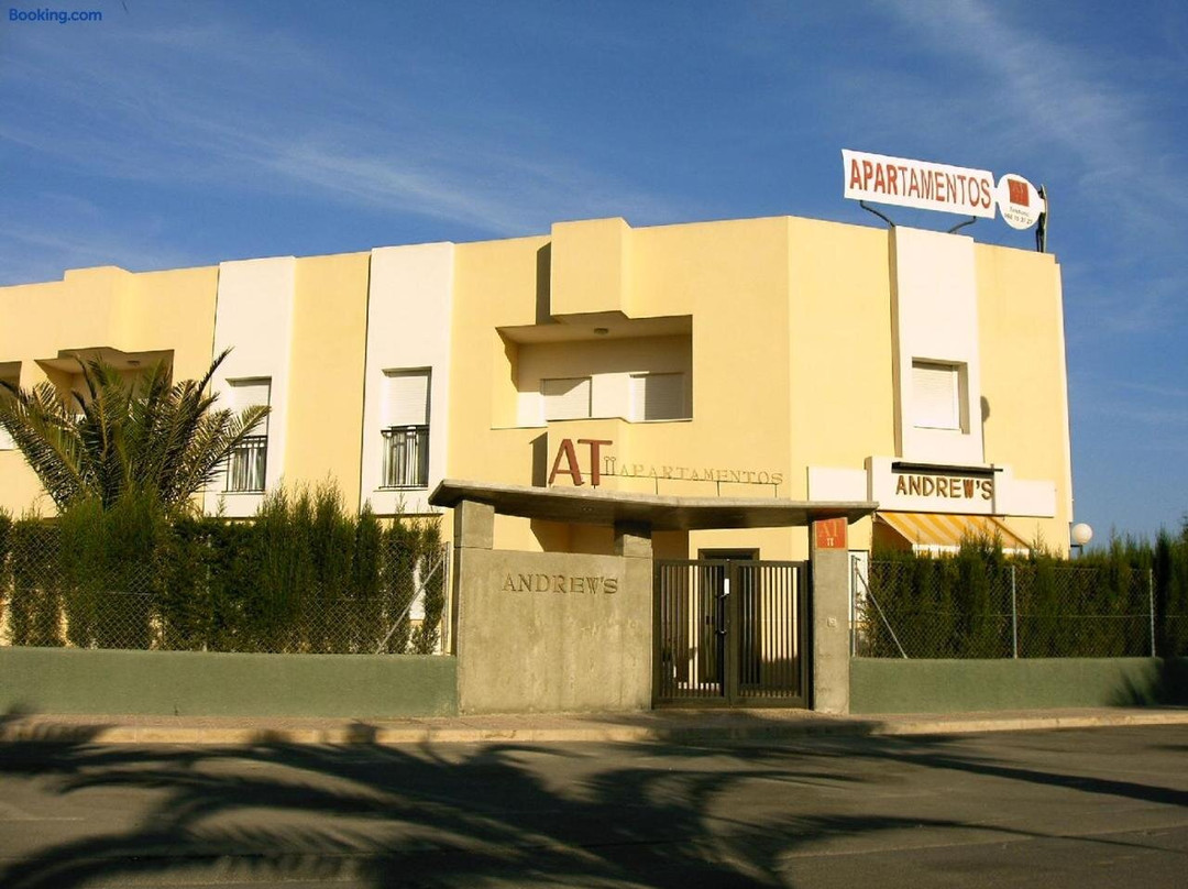 Apartamentos Turisticos Andrew's