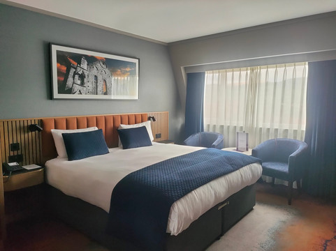 克隆梅尔塔尔伯特酒店主图