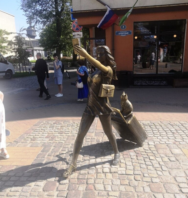 Sculpture Kurortnitsa-泽列诺格拉茨克必去景点