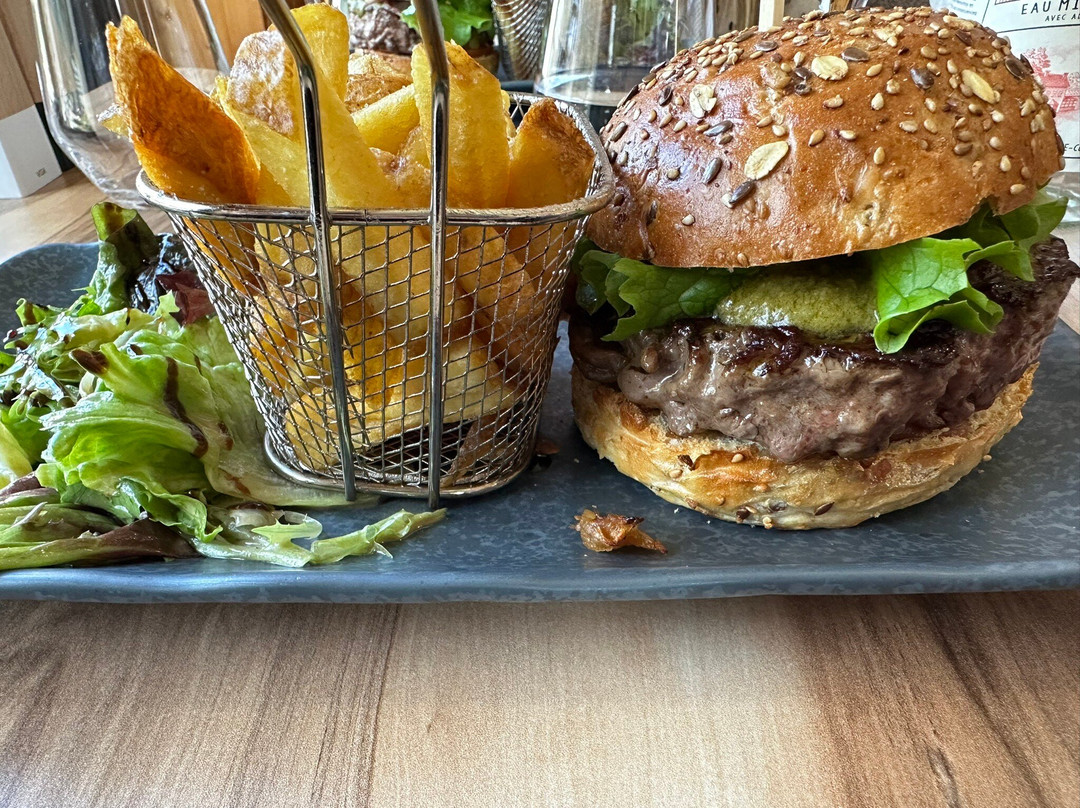 Hôtel Restaurant des Lacs主图