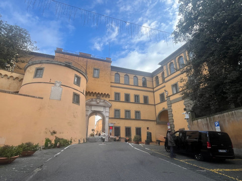 Palazzo Pontificio-冈多菲堡必去景点