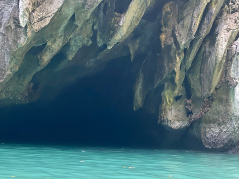 翡翠洞-穆岛必去景点