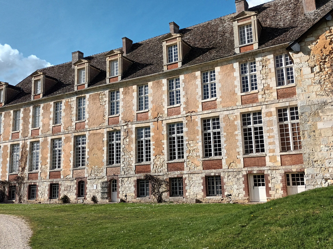 Abbaye de Mortemer-Haute-Normandie必去景点