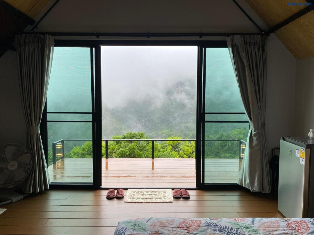 ahpokafei Apodoi Pha Hami