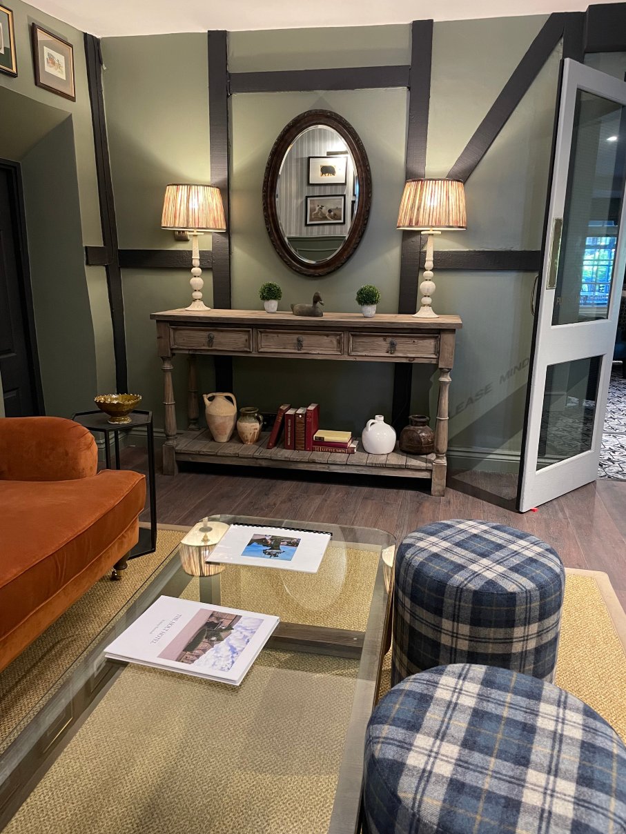 霍尔特酒店-官方