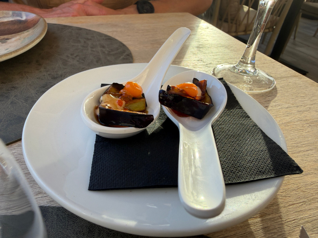 Zenzero Gastro Restaurant Cocktail Bar