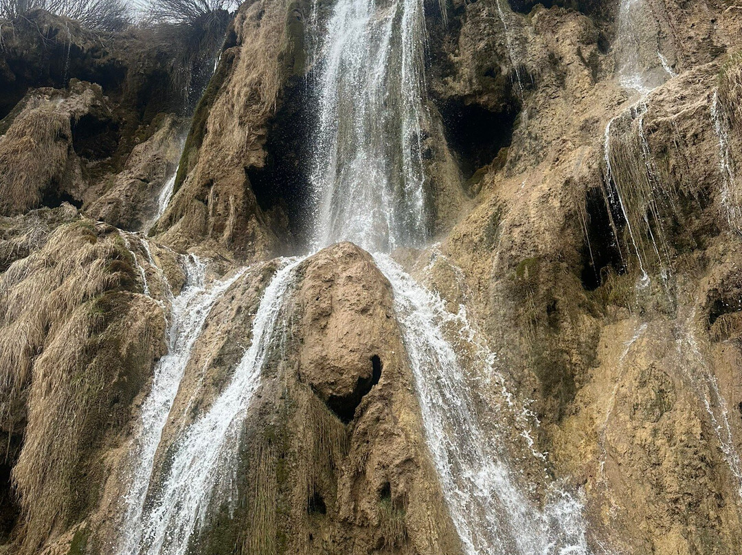 Girlevik Şelalesi-Erzincan必去景点