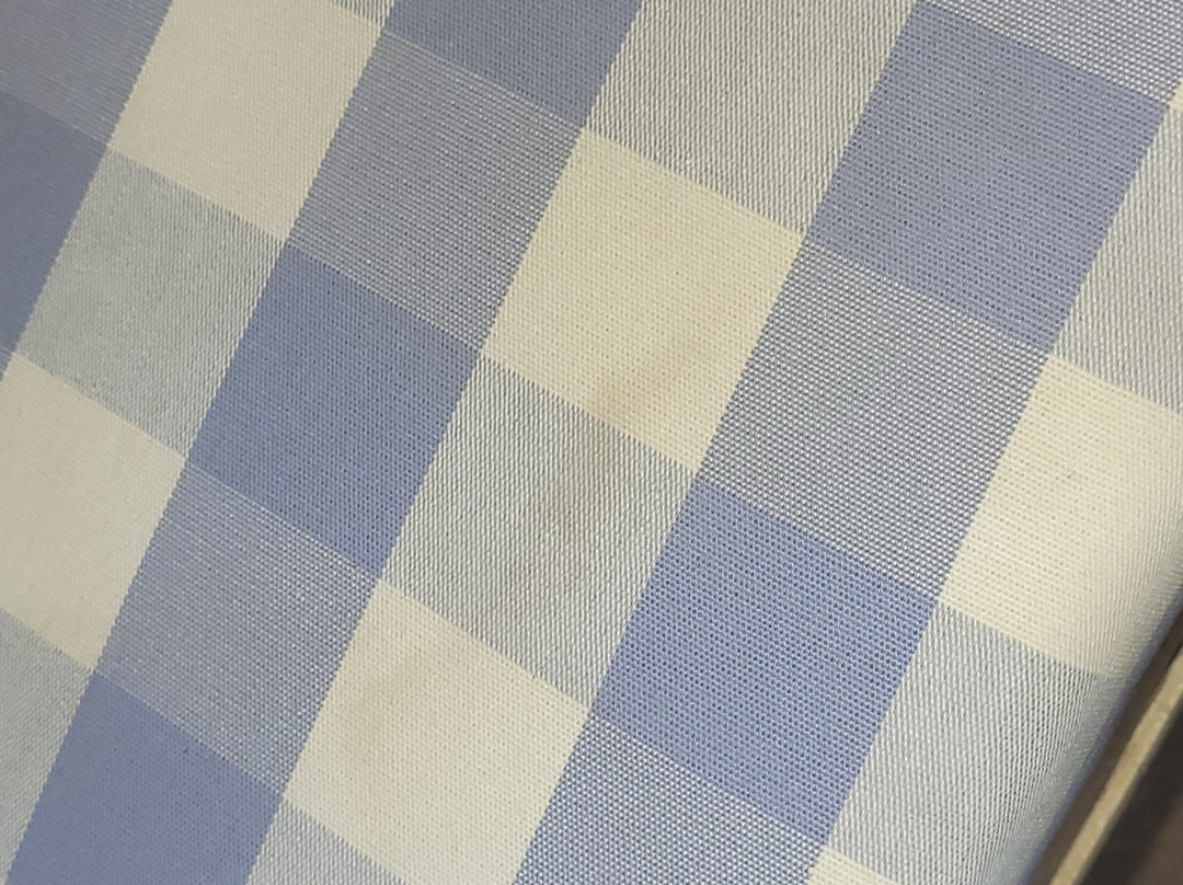 佩里格尼城堡原生酒店主图