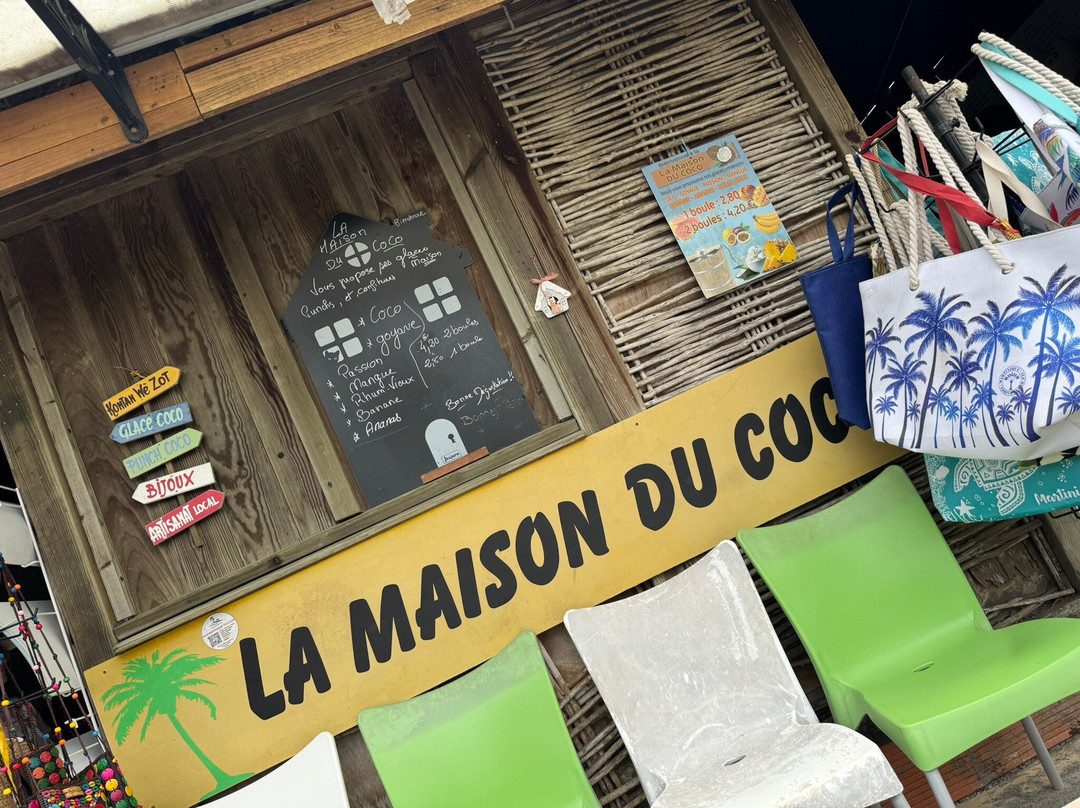La Maison du Coco-圣吕斯必去景点
