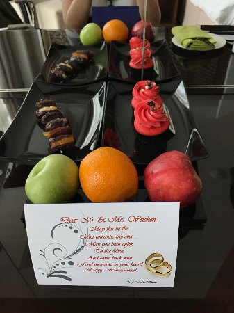 迪拜皇冠酒店主图