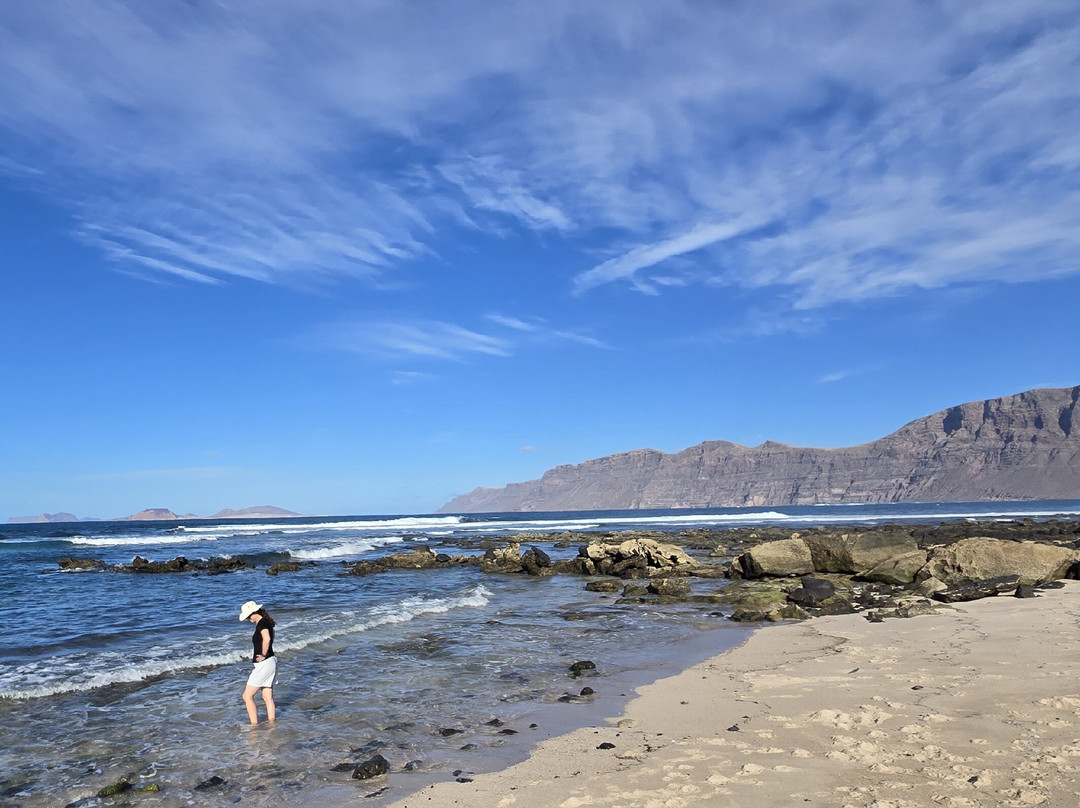 Famara Beach-兰萨罗特必去景点