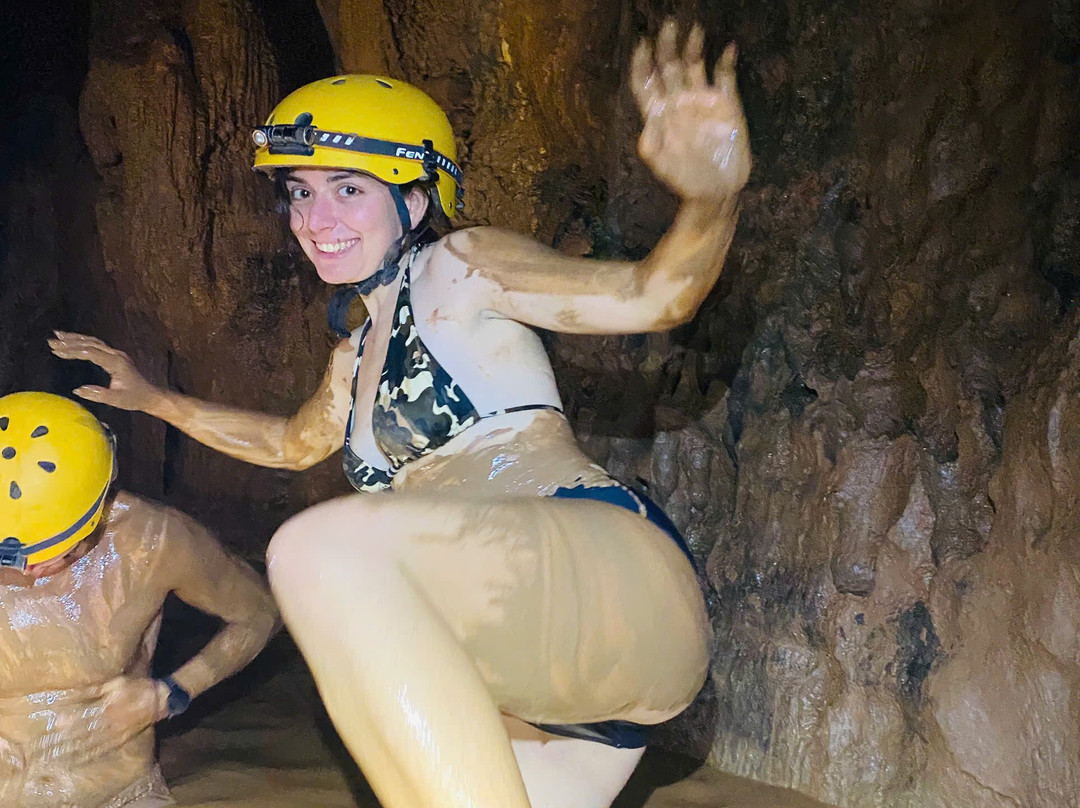 Phong Nha Tour To The Caves-洞海必去景点
