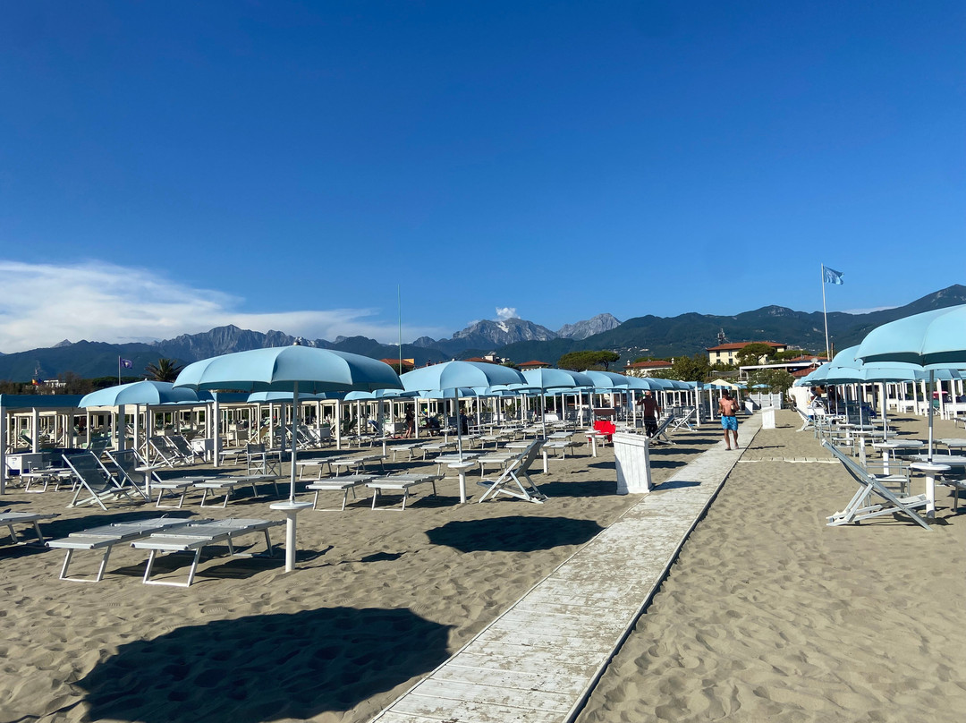 Versiliana Beach-马里纳迪彼得拉桑塔必去景点
