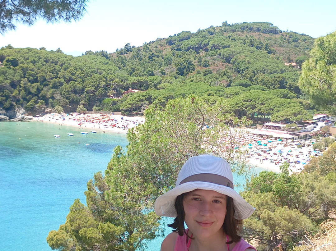 Spiaggia di Cavoli-Seccheto必去景点