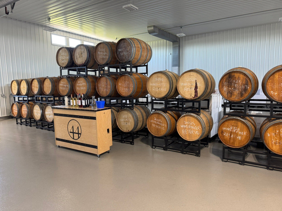 PARALLEL 44 VINEYARD AND WINERY-斯特金贝必去景点