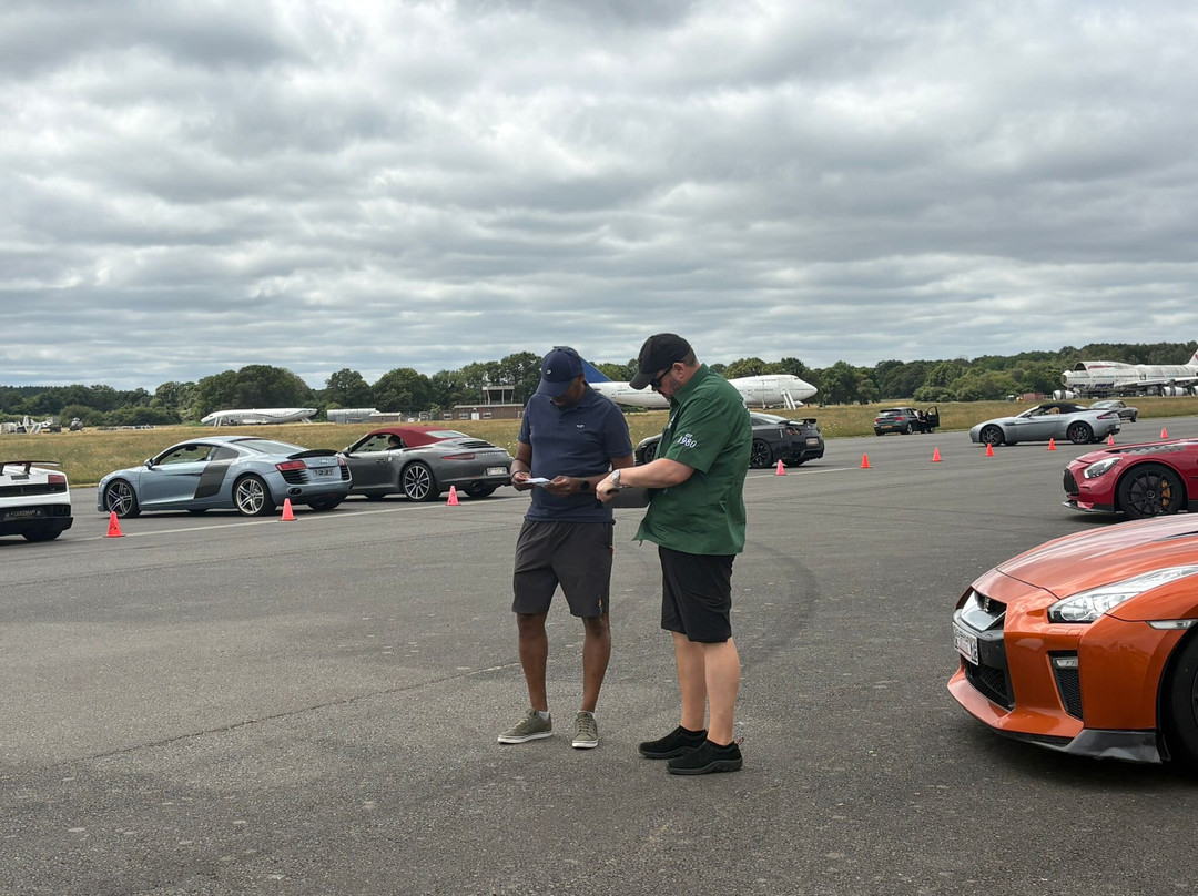 Everyman Driving Experiences-Cranleigh必去景点