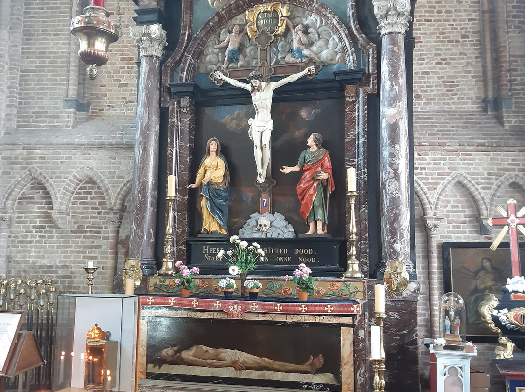 Onze-Lieve-Vrouw-Hemelvaartkerk-达默必去景点