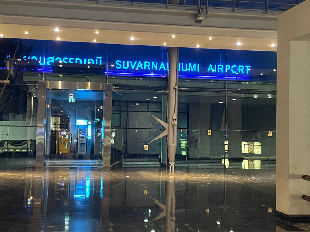 曼谷素万那普机场凯悦酒店主图