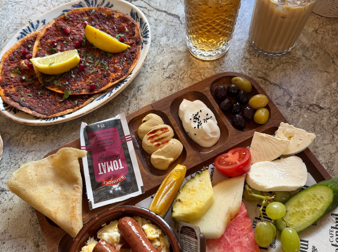 Cafe Istanbul