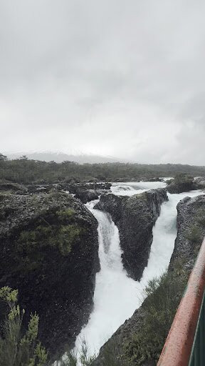 Saltos del Petrohue-巴拉斯港必去景点