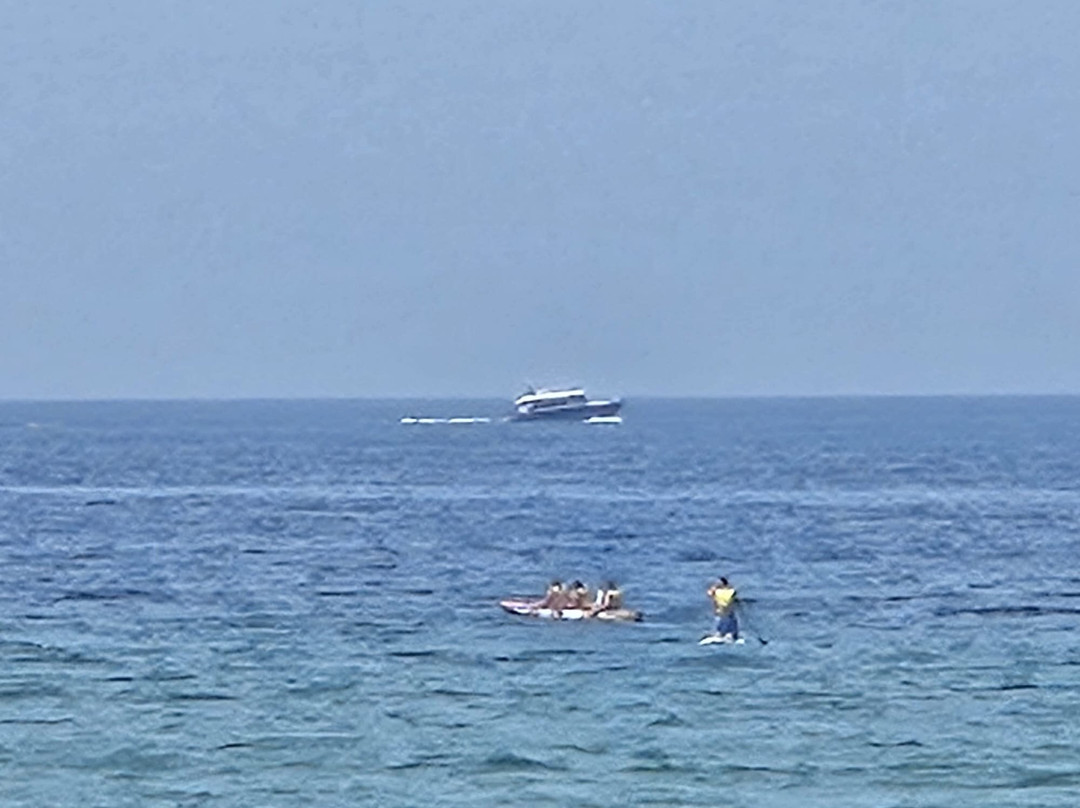 Prado Surf Escola-格罗韦必去景点