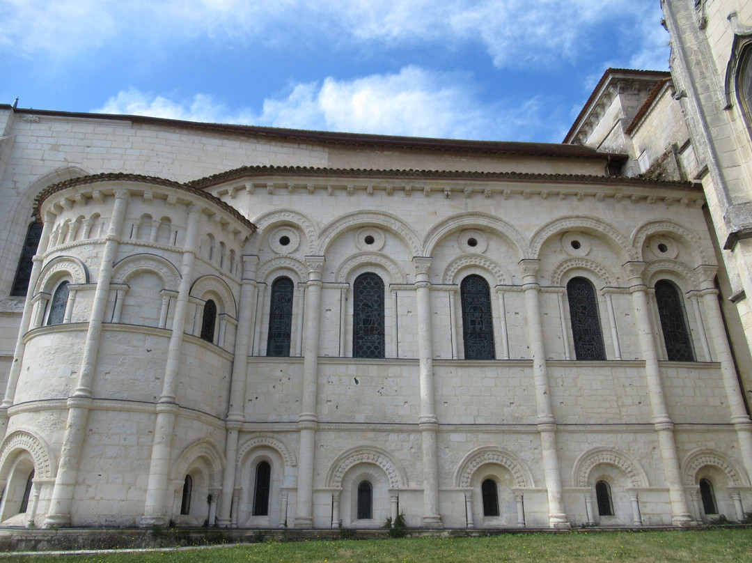 Basilique Saint-Eutrope de Saintes-桑特必去景点