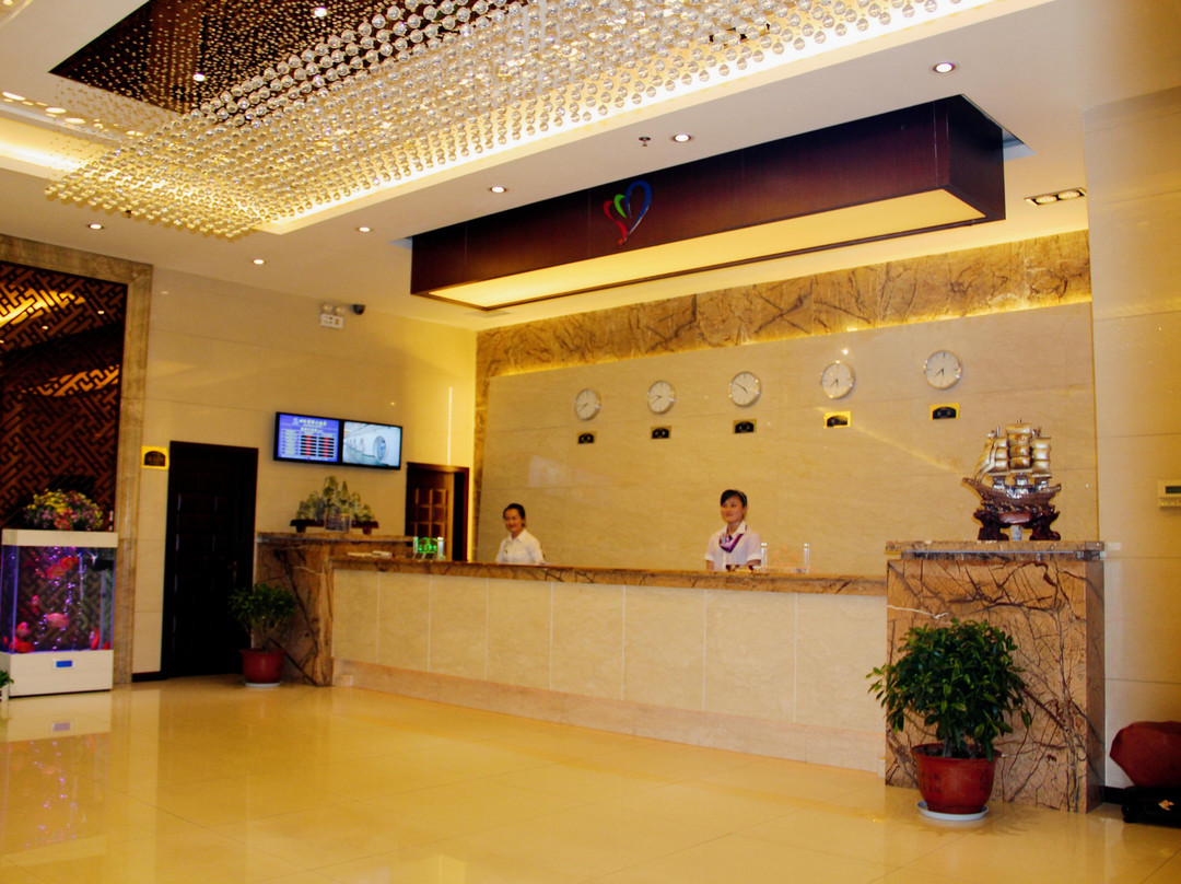 酒泉世纪商联大酒店(钟鼓楼汉唐美食街店)主图