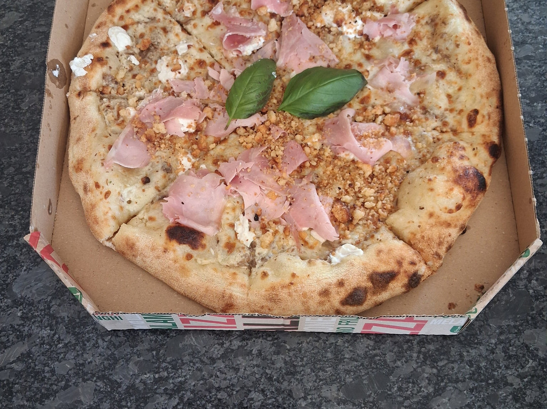 La cave a pizza