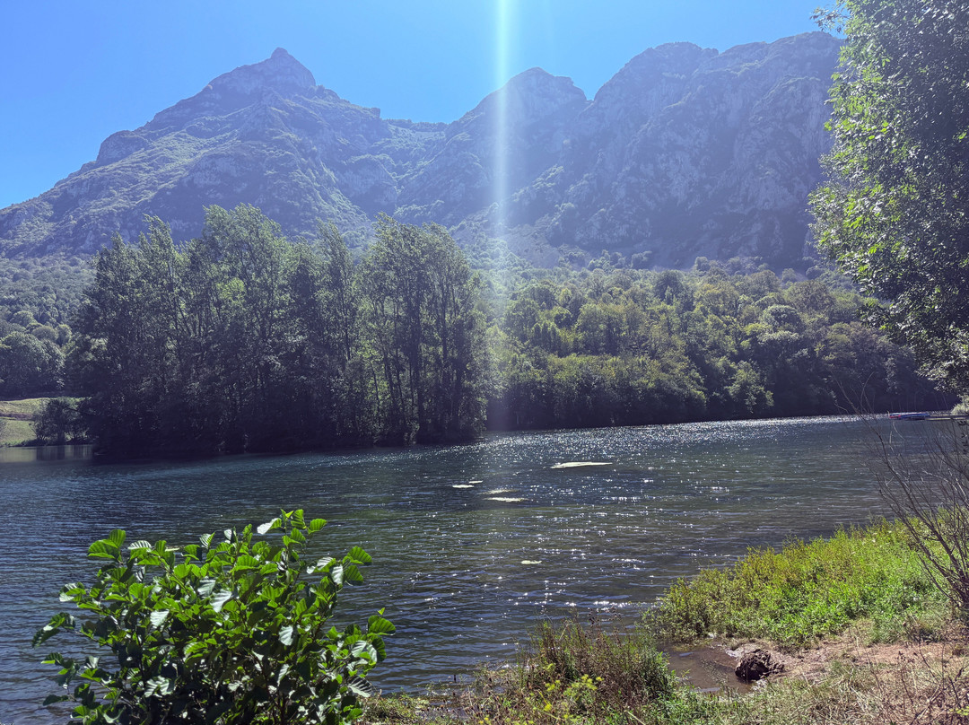 Embalse de Valdemurrio-Barzana必去景点