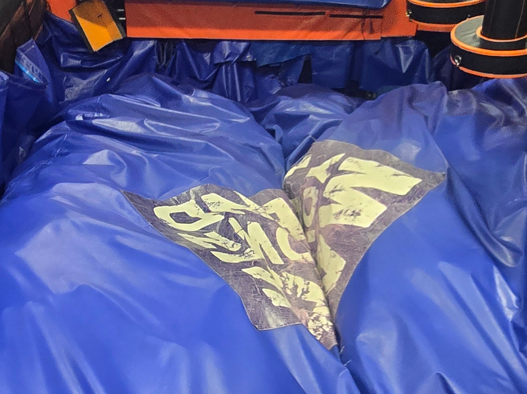 Sky Zone Trampoline Park-Fenton必去景点