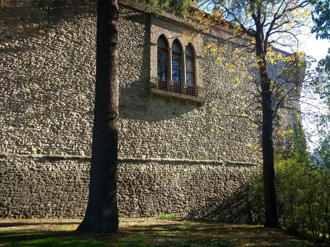 Castello Pallavicino di Varano de' Melegari-Varano de' Melegari必去景点