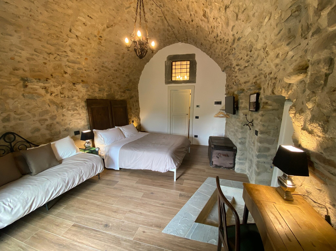 La Casa Medievale Suites e SPA