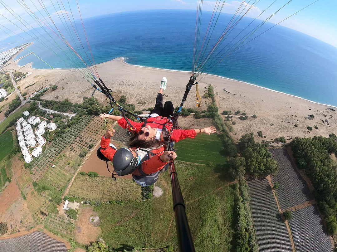Tomris Paragliding