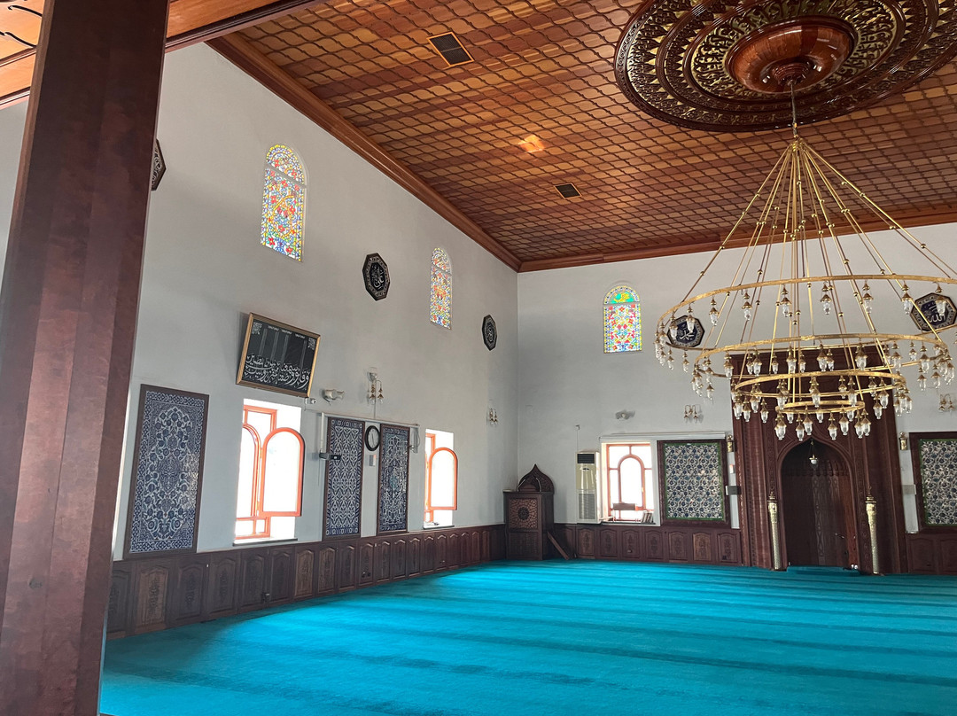 Esrefoglu Rumi Turbesi-Iznik必去景点