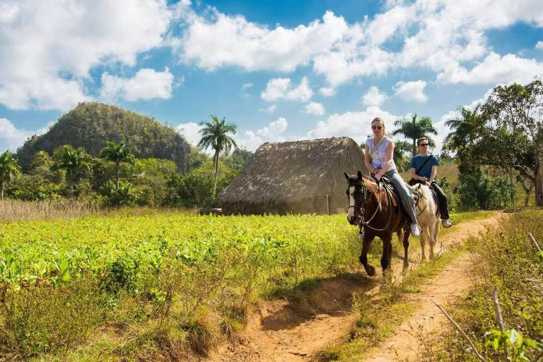 Riding Viñales-维纳勒斯必去景点