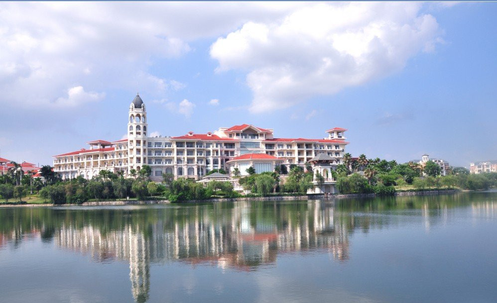 鹤山碧桂园凤凰酒店主图