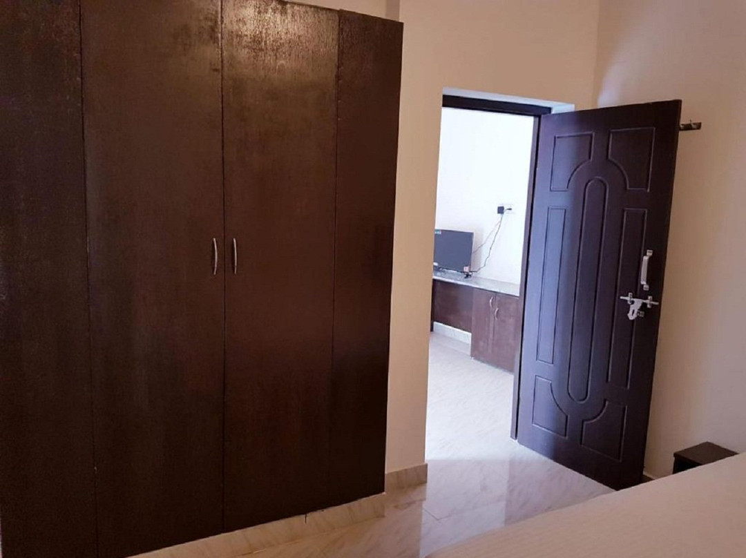 OYO 44141 Smj Hotel And Resort