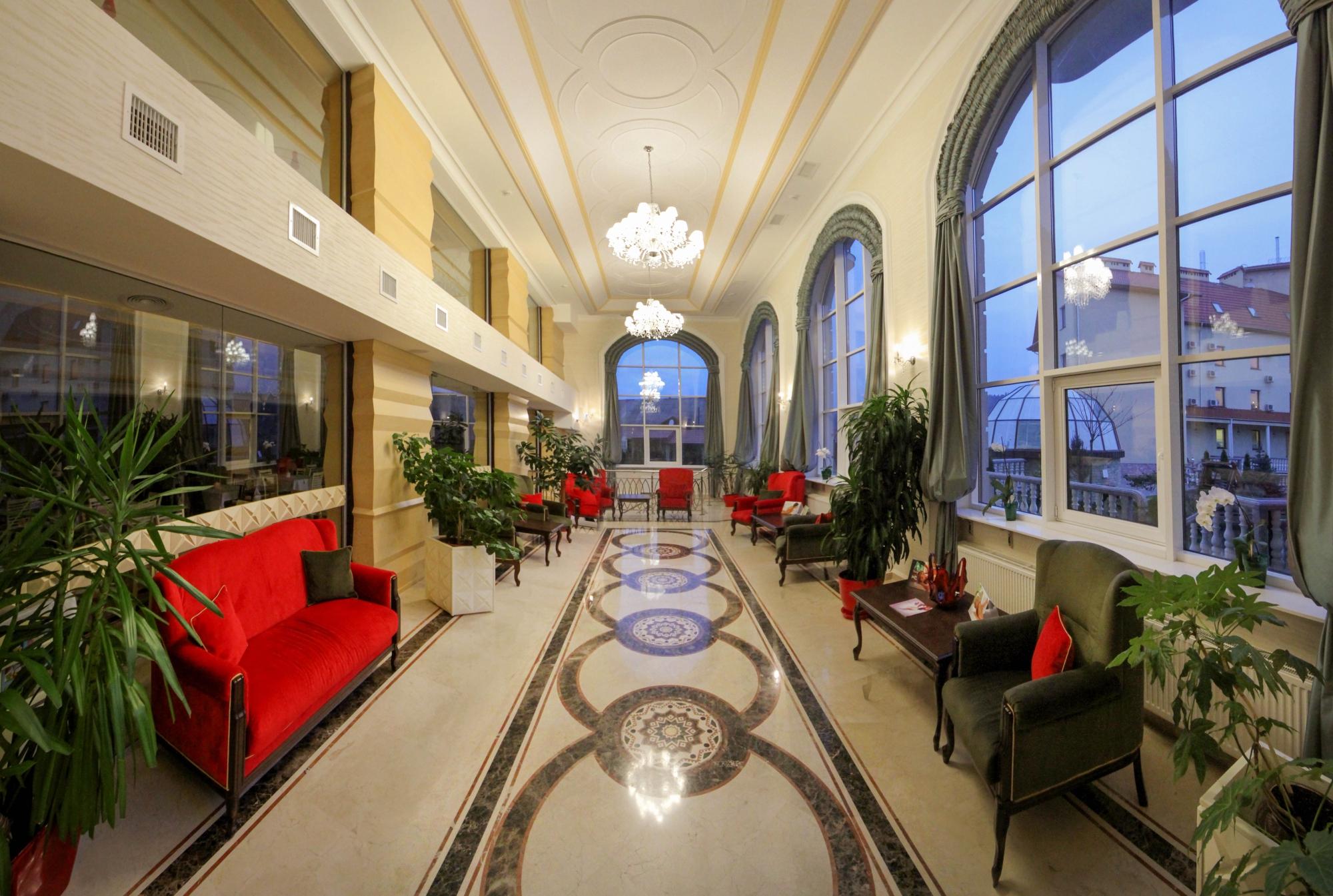 Hotel Tustan-官方