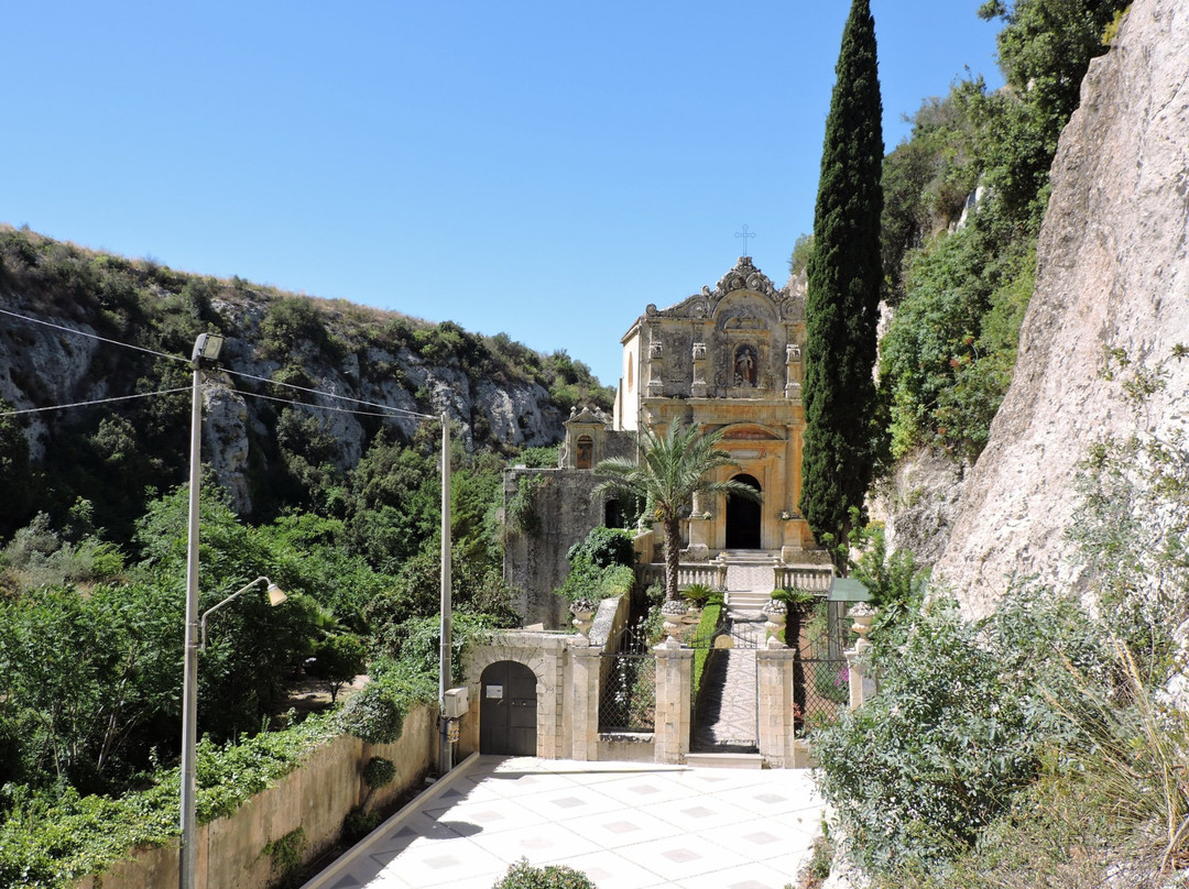 Montagna旅游景点-Eremo San Corrado fuori le Mura